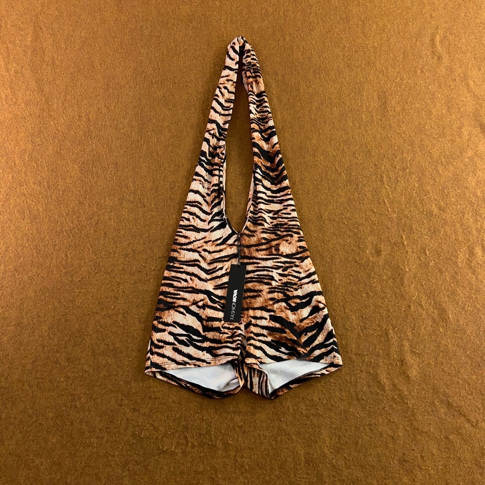 Fashion Nova Womens XS Brown Tiger Print Backless Halter Romper NWT